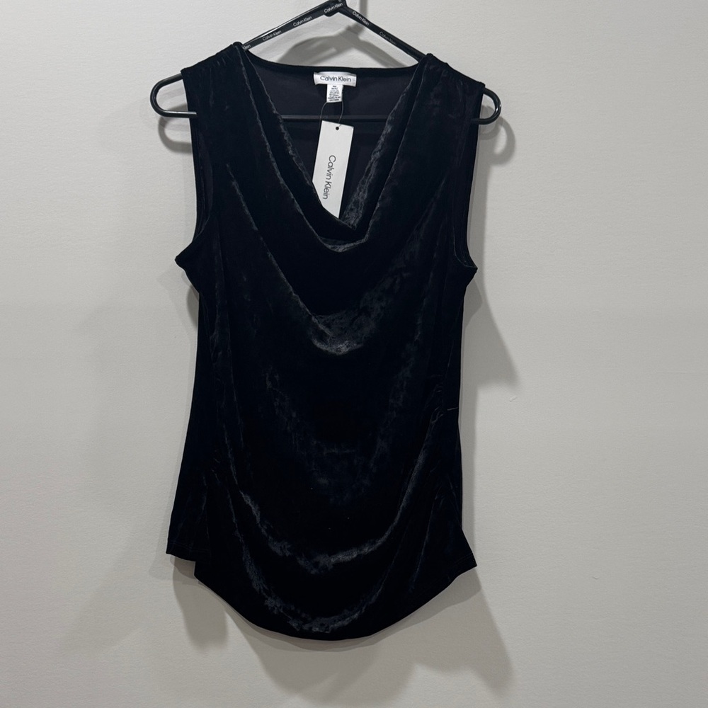 Calvin Klein Sleeveless Black Velvety Blouse